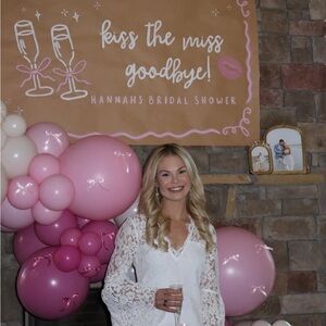 Endless rose Bell Sleeve V-neck lace dress